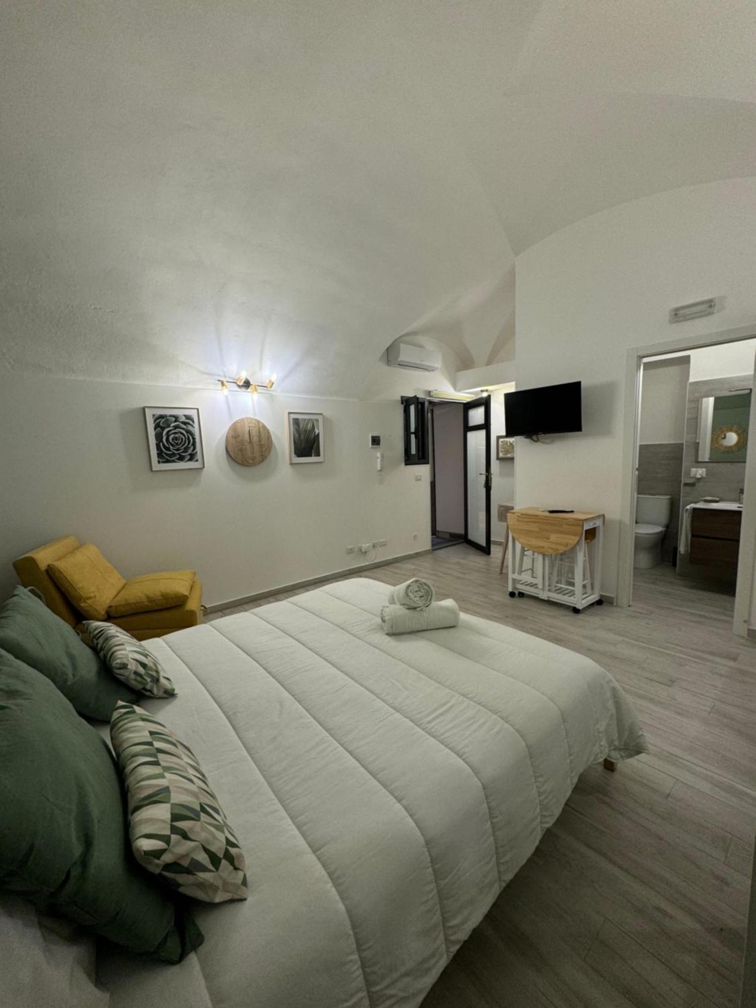 Corte Capuana Apartment คาตาเนีย ภายนอก รูปภาพ