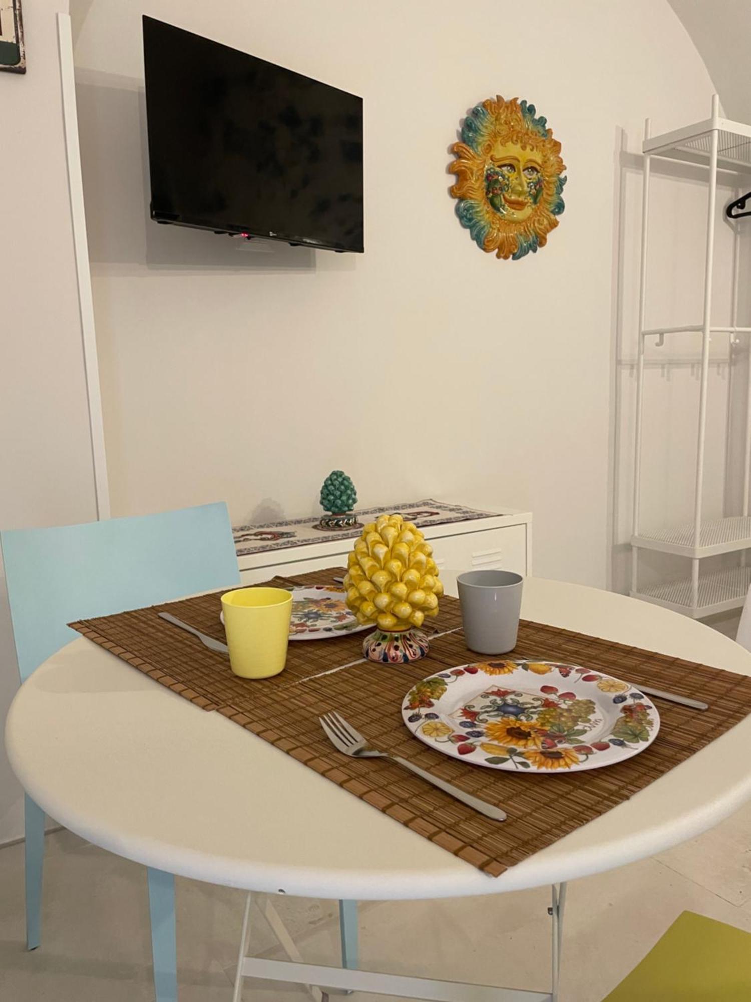 Corte Capuana Apartment คาตาเนีย ภายนอก รูปภาพ